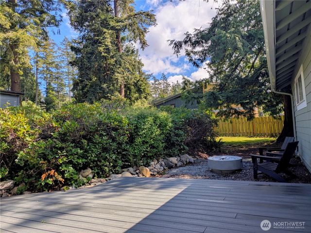 24 Shady Lane, Orcas Island, WA 98245