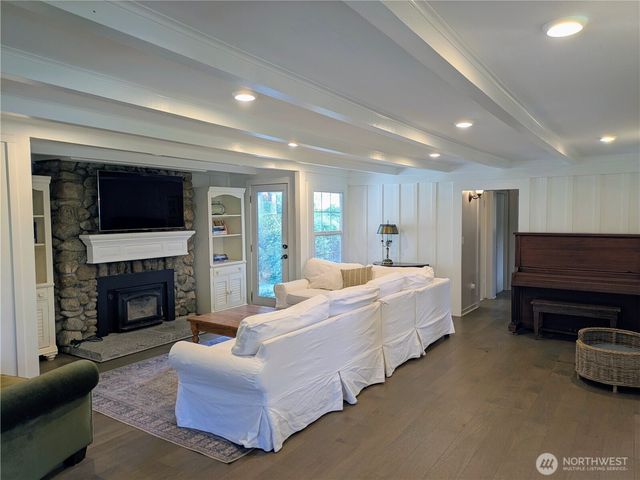 24 Shady Lane, Orcas Island, WA 98245