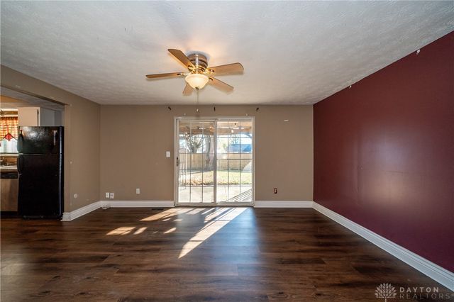 4620 Nowak Avenue, Huber Heights, OH 45424