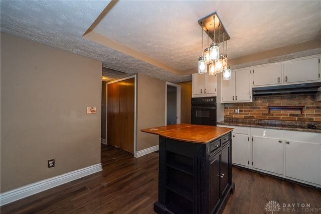 4620 Nowak Avenue, Huber Heights, OH 45424