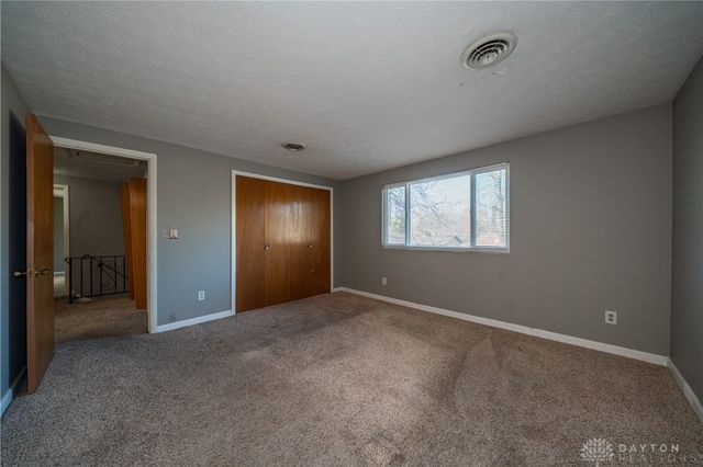 4620 Nowak Avenue, Huber Heights, OH 45424