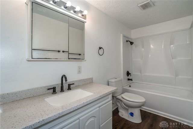 4620 Nowak Avenue, Huber Heights, OH 45424