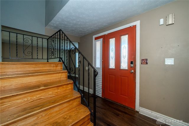 4620 Nowak Avenue, Huber Heights, OH 45424