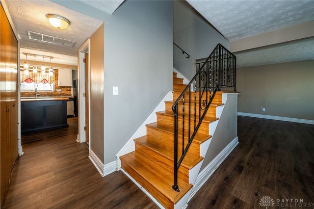 4620 Nowak Avenue, Huber Heights, OH 45424