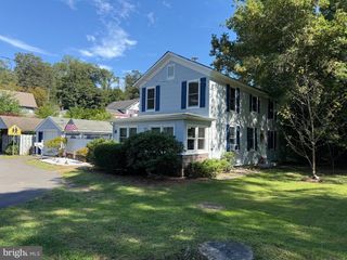 7 S RAILROAD AVE, Stockton, NJ 08559