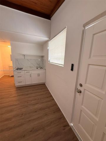 2750 SW 26th Street 1, Miami, FL 33133