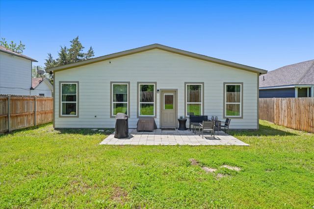 4520 Garrison Avenue, Dallas, TX 75216