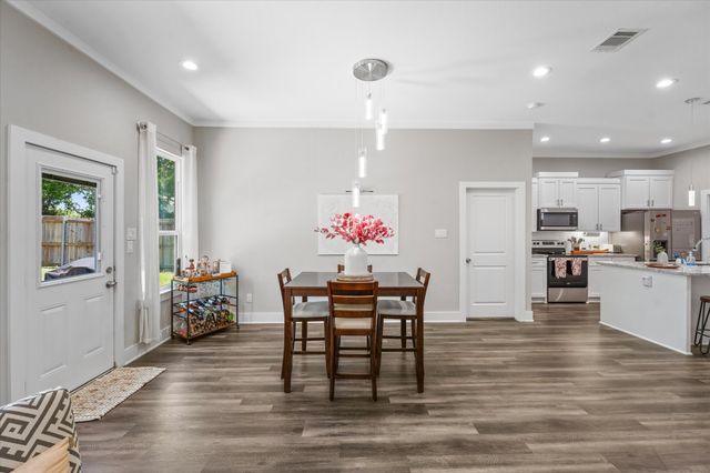 4520 Garrison Avenue, Dallas, TX 75216