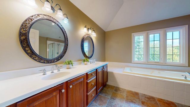 22279 Brockshire Street, Novi, MI 48375