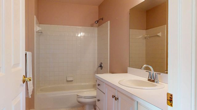 22279 Brockshire Street, Novi, MI 48375
