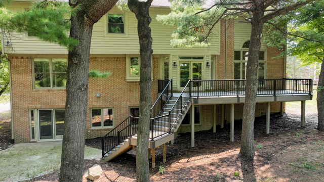 22279 Brockshire Street, Novi, MI 48375