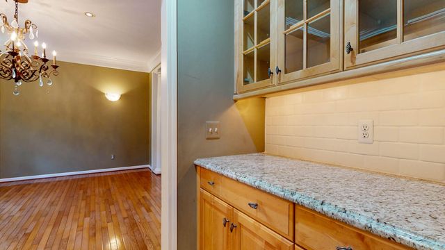 22279 Brockshire Street, Novi, MI 48375