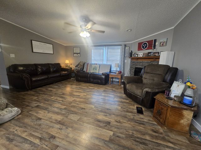 4014 Trevor Ct, Pleasant View, TN 37146