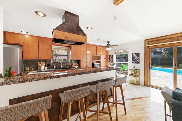 4707 Whispering Valley DR, Austin, TX 78727