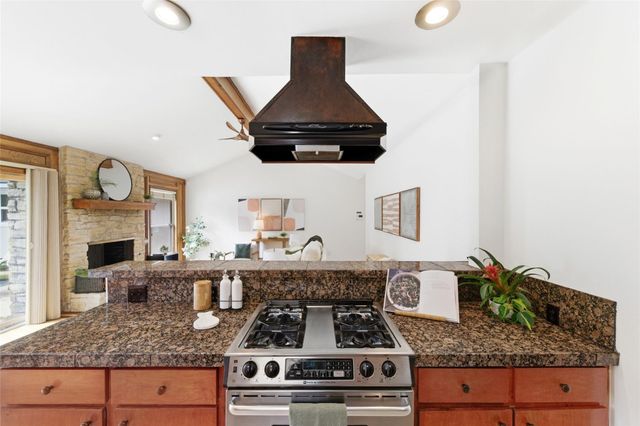 4707 Whispering Valley DR, Austin, TX 78727