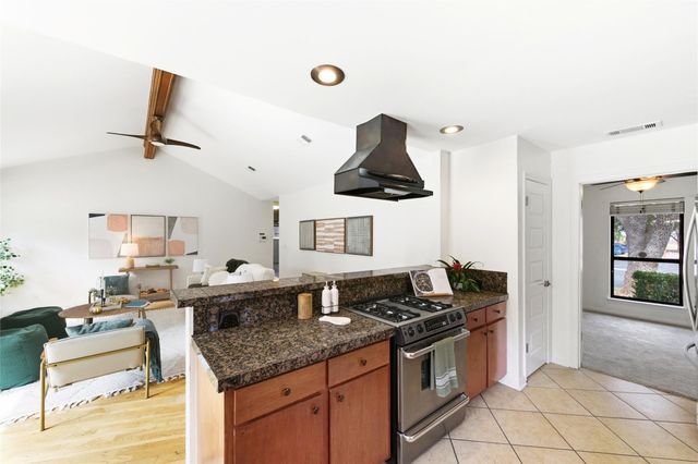 4707 Whispering Valley DR, Austin, TX 78727