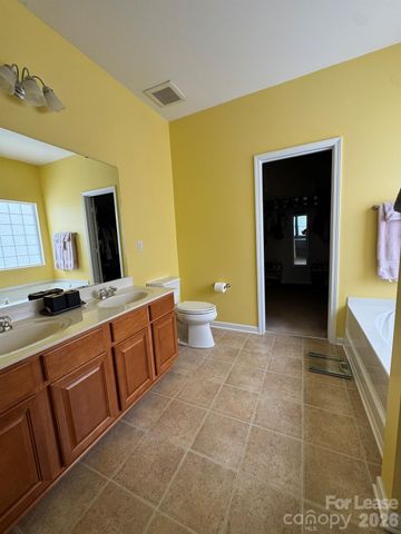 9116 Gray Willow Road, Charlotte, NC 28227