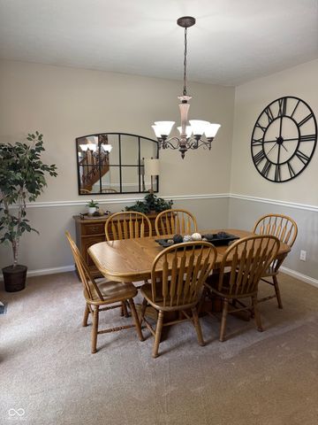 84 Racquet Court, Greenwood, IN 46142