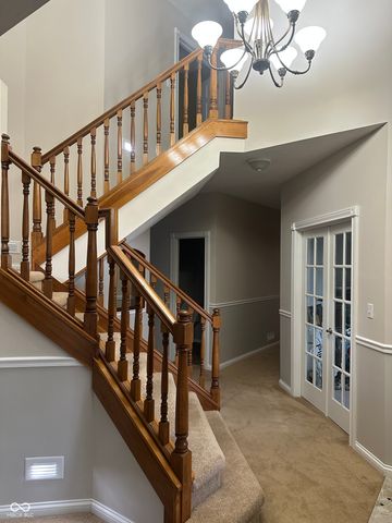 84 Racquet Court, Greenwood, IN 46142