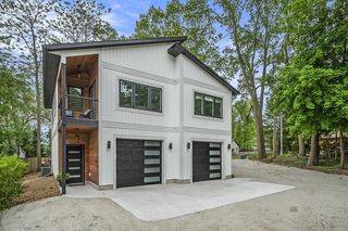 3220 Lakeshore Drive, Muskegon, MI 49441