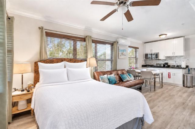 2625 NE 13TH Court 1, Fort Lauderdale, FL 33304