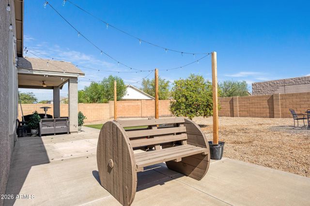 7124 W PALMAIRE Avenue W, Glendale, AZ 85303