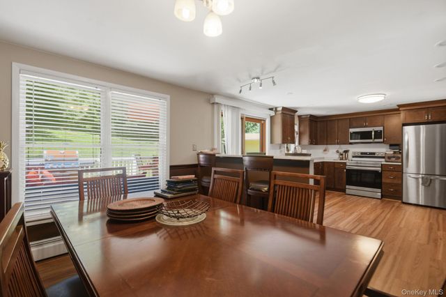 73 Kentview Drive, Carmel, NY 10512