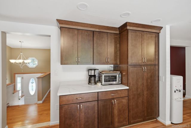 73 Kentview Drive, Carmel, NY 10512