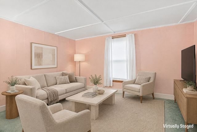 8 Ord St, Salem, MA 01970