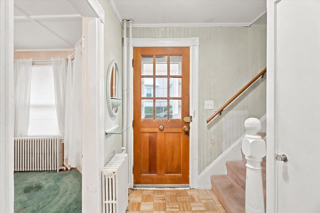 8 Ord St, Salem, MA 01970