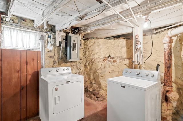 8 Ord St, Salem, MA 01970
