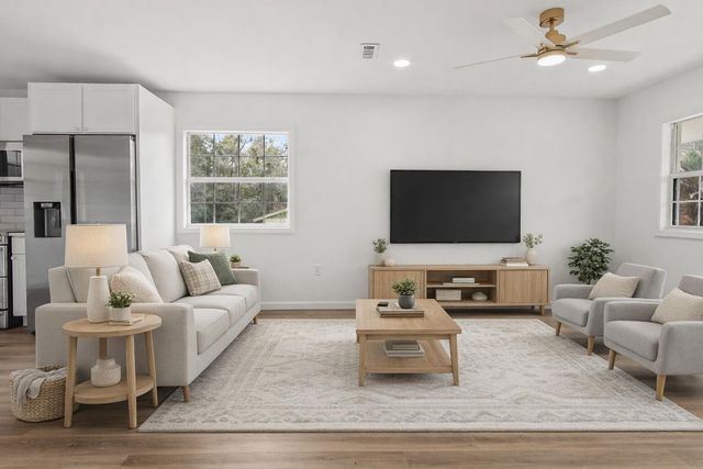 97 Graham Street, Defuniak Springs, FL 32435