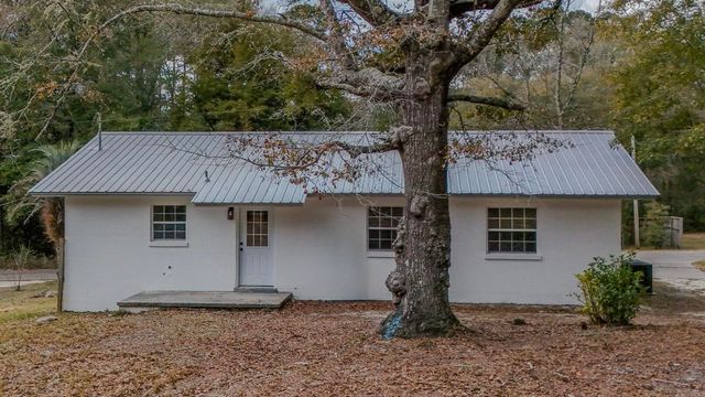 97 Graham Street, Defuniak Springs, FL 32435