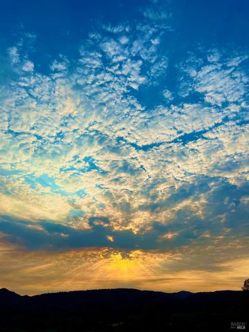 10225 Kelsey Creek Dr, Kelseyville, CA 95451