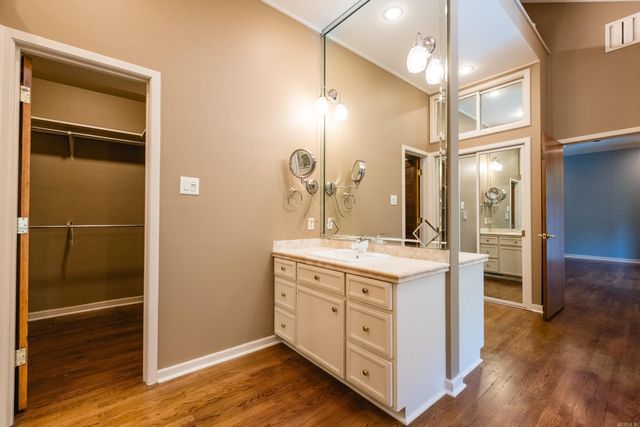 18 Hickory Hills Circle, Little Rock, AR 72212