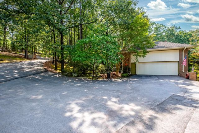 18 Hickory Hills Circle, Little Rock, AR 72212