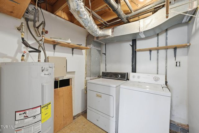 2610 Austin Village Boulevard, Johnson City, TN 37601