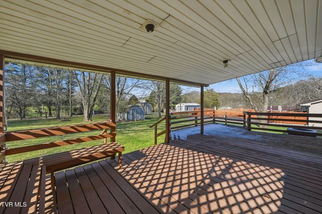 2610 Austin Village Boulevard, Johnson City, TN 37601