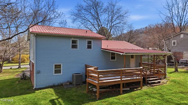 2610 Austin Village Boulevard, Johnson City, TN 37601