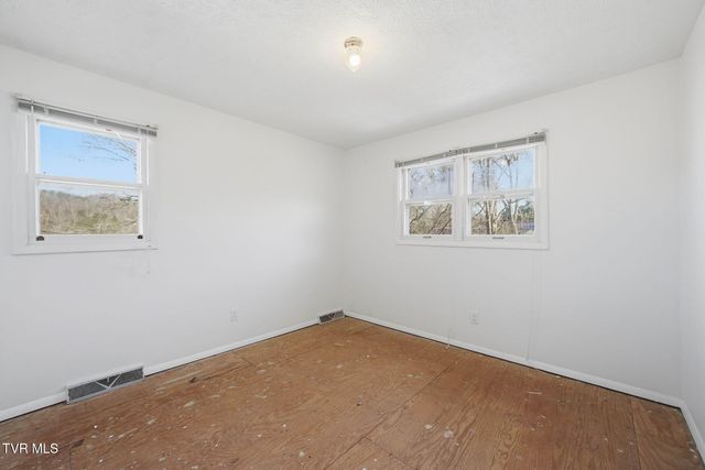 2610 Austin Village Boulevard, Johnson City, TN 37601