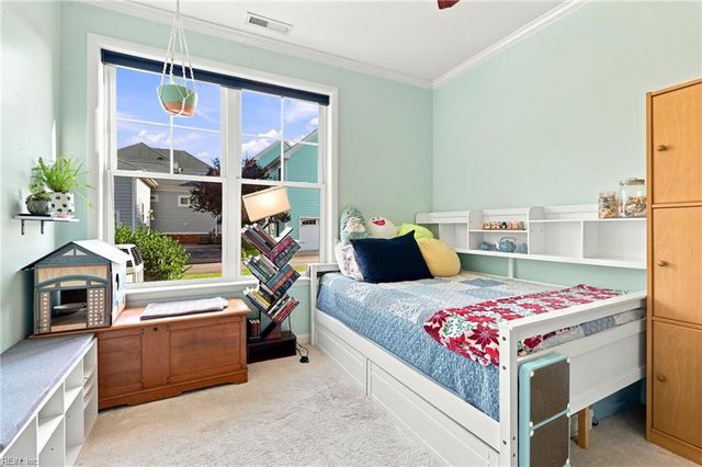 214 S 2nd ST C, Hampton, VA 23664