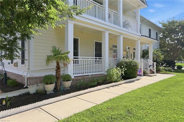 214 S 2nd ST C, Hampton, VA 23664