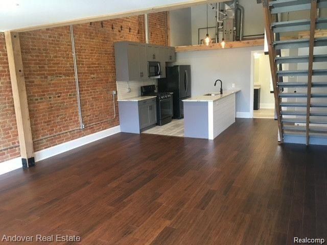 232 E Michigan Avenue, Kalamazoo, MI 49007