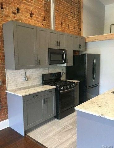 232 E Michigan Avenue, Kalamazoo, MI 49007