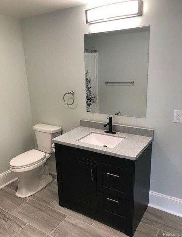 232 E Michigan Avenue, Kalamazoo, MI 49007