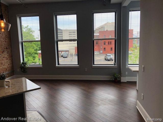 232 E Michigan Avenue, Kalamazoo, MI 49007