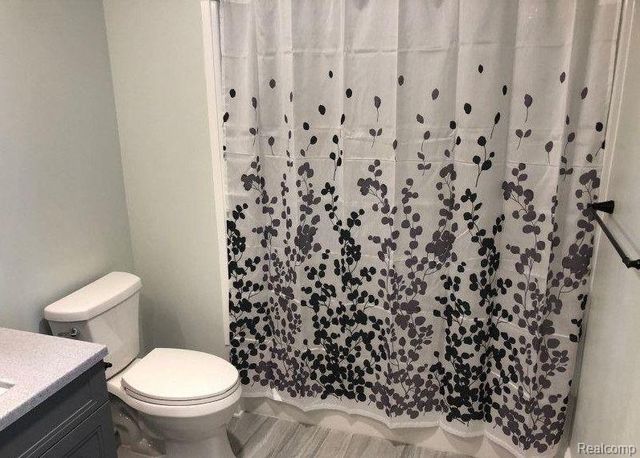 232 E Michigan Avenue, Kalamazoo, MI 49007