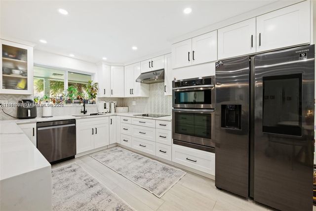 5021 SW 29th Ter, Dania Beach, FL 33312