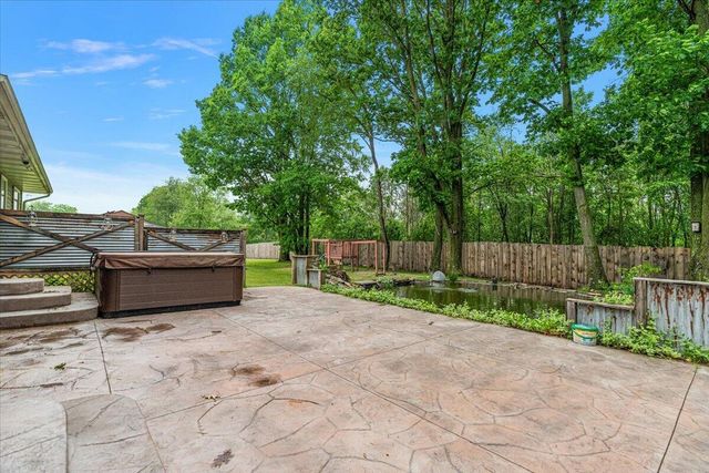 805 W Moore Road, Ashland Twp, MI 49327