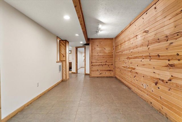 805 W Moore Road, Ashland Twp, MI 49327